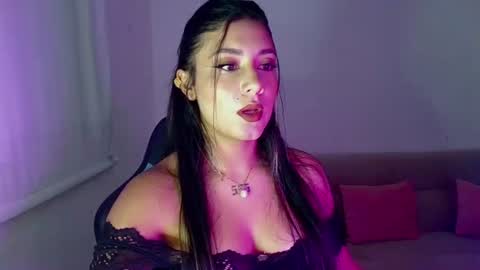 Lia  online show from 29, 7, 2026