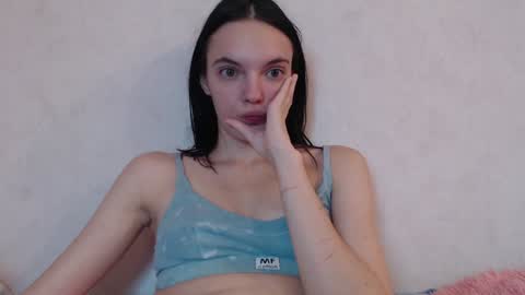 Snapshot of lia__meow chatting on 13, 1, 2025 Lia online show from 13, 1, 2025