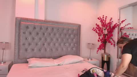 Lia  online show from 16, 4, 2026