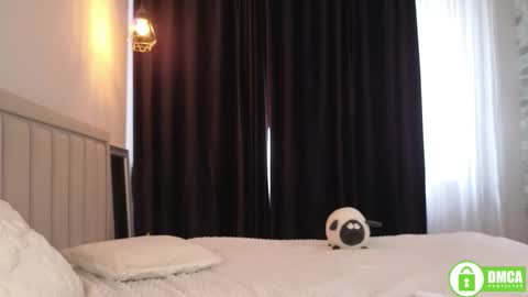 Snapshot of lia_flores chatting on 18, 9, 2025 Lia online show from 18, 9, 2025