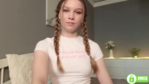 Snapshot of lia_flores chatting on 20, 9, 2025 Lia online show from 20, 9, 2025