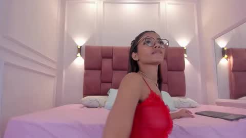 Snapshot of lia_girl2 chatting on 22, 1, 2025 Lia online show from 22, 1, 2025