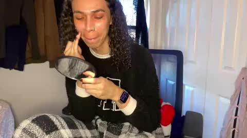 Snapshot of lia_hdz chatting on 24, 11, 2025 Kabroncita online show from 24, 11, 2025