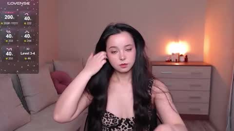 L I A online show from 12, 10, 2025