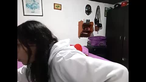 Snapshot of lia_hottie chatting on 15, 2, 2025 Lia online show from 15, 2, 2025