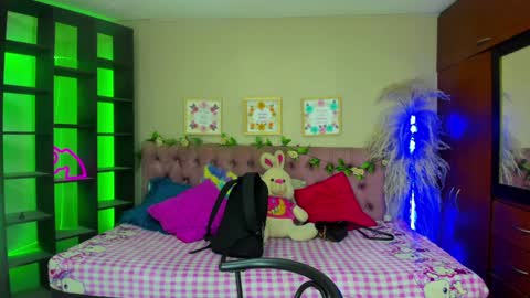 lia online show from 17, 1, 2025