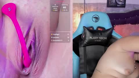 lia_little18 online show from 1, 3, 2025