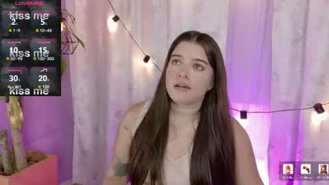lia_little18 online show from 29, 7, 2026