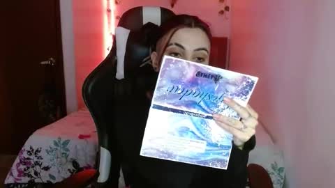 lia spicy   ig online show from 19, 12, 2025