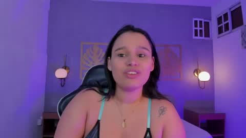 Lia  online show from 1, 7, 2026