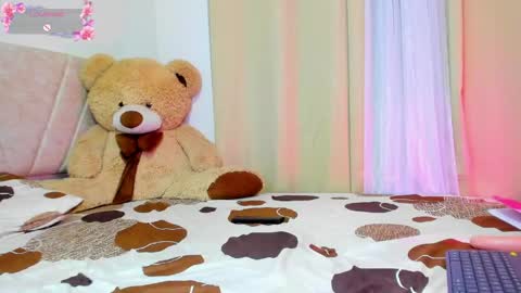 Lia Sweetty online show from 18, 4, 2026