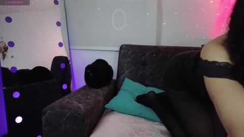 Snapshot of lia_tinez chatting on 19, 9, 2025 Lia online show from 19, 9, 2025