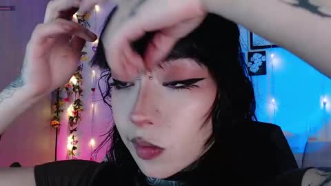 Snapshot of liaa_rodriguezz chatting on 16, 4, 2026 Liaa online show from 16, 4, 2026