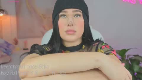 Lia Cox online show from 13, 9, 2025