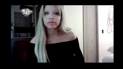 Lia Divina online show from 2, 8, 2026
