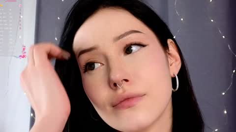 Lia  online show from 14, 1, 2025