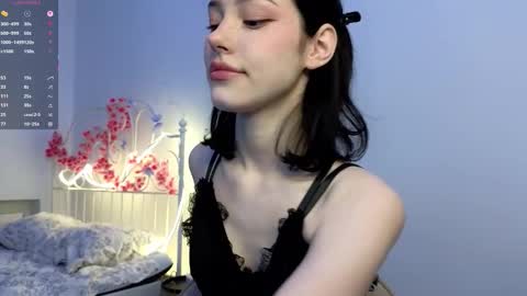 Lia  online show from 17, 9, 2025