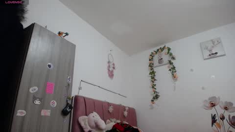 liahdiaz_ online show from 25, 3, 2026