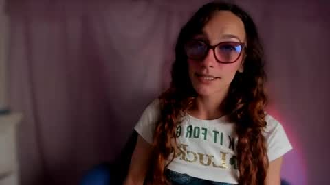 Snapshot of liahilton_ chatting on 11, 5, 2026 lh6 9c online show from 11, 5, 2026