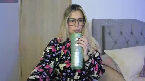 Snapshot of liahkimi chatting on 29, 9, 2025 Lia online show from 29, 9, 2025