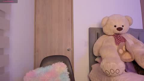 Snapshot of liahkimi chatting on 3, 10, 2025 Lia online show from 3, 10, 2025