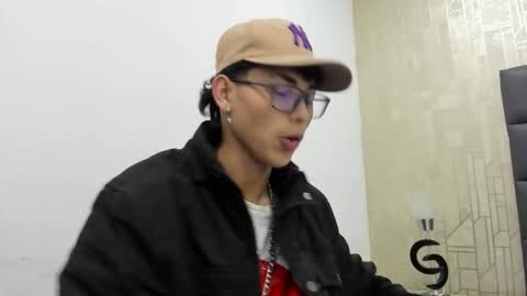 Liam Adamms online show from 7, 2, 2026