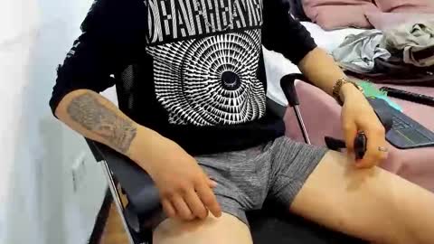 Liam Adamms online show from 21, 2, 2026