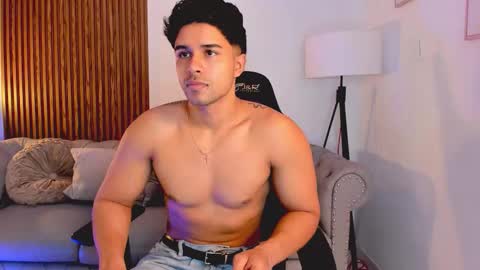 Liam Collins online show from 4, 11, 2025