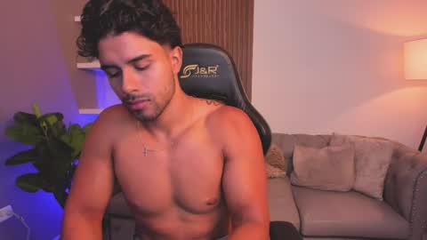 Liam Collins online show from 22, 4, 2026