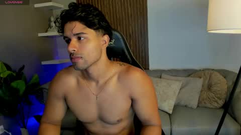 Liam Collins online show from 25, 4, 2026