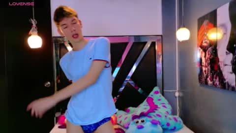 liam_green1 online show from 5, 3, 2026