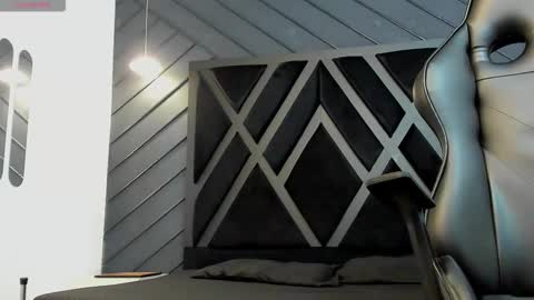 LIAM KLEIN online show from 20, 11, 2025