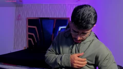 LIAM KLEIN online show from 26, 3, 2026