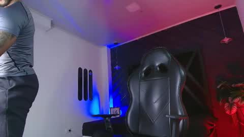 LIAM KLEIN online show from 6, 4, 2026