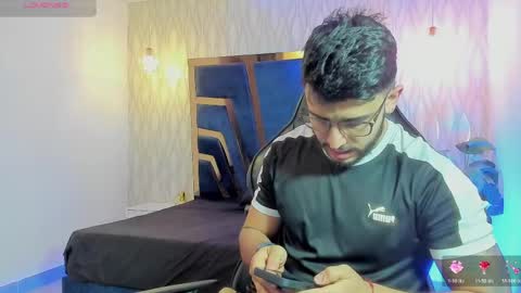 LIAM KLEIN online show from 24, 4, 2026