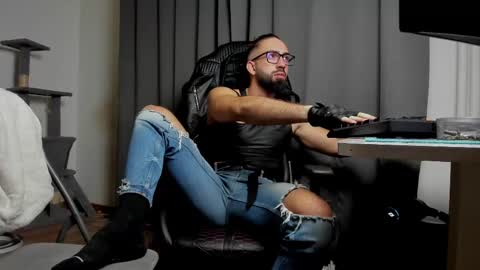 Liam online show from 5, 3, 2025