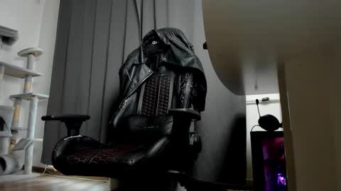 Liam online show from 5, 11, 2025