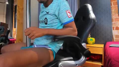 Snapshot of liambyrne chatting on 14, 2, 2025 Liam Byrne online show from 14, 2, 2025