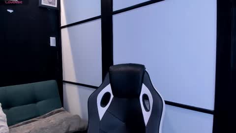 LiamDeep online show from 7, 10, 2025