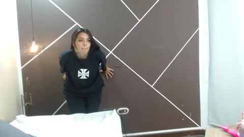 L I A M O N R O E online show from 16, 1, 2026