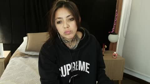 L I A M O N R O E online show from 24, 4, 2026