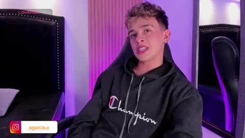 liam online show from 26, 4, 2026