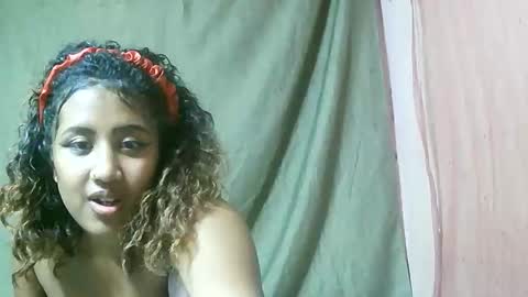 Snapshot of liana9794 chatting on 23, 5, 2026 Liana9794 online show from 23, 5, 2026