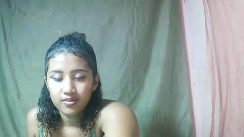 Snapshot of liana9794 chatting on 26, 5, 2026 Liana9794 online show from 26, 5, 2026