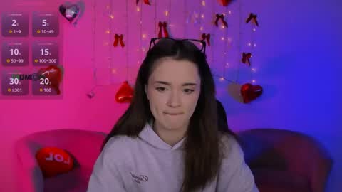 Little Liana  online show from 21, 4, 2026