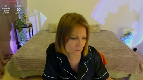 LianaNova online show from 22, 7, 2026
