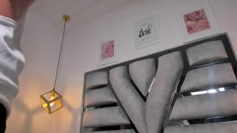 lianfox_ online show from 20, 4, 2026