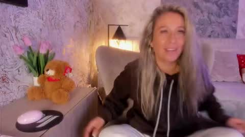 Lian online show from 21, 12, 2025