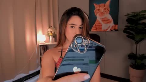 Snapshot of liapearce chatting on 21, 10, 2025 Lia online show from 21, 10, 2025