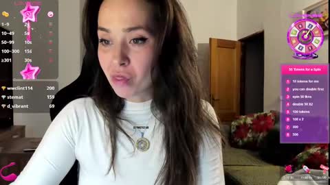 LiaQuinn online show from 18, 2, 2025